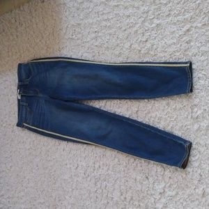 L’agence Size 25 Jeans.